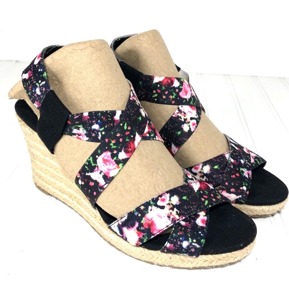 Impo wedge floral strappy sandals 6